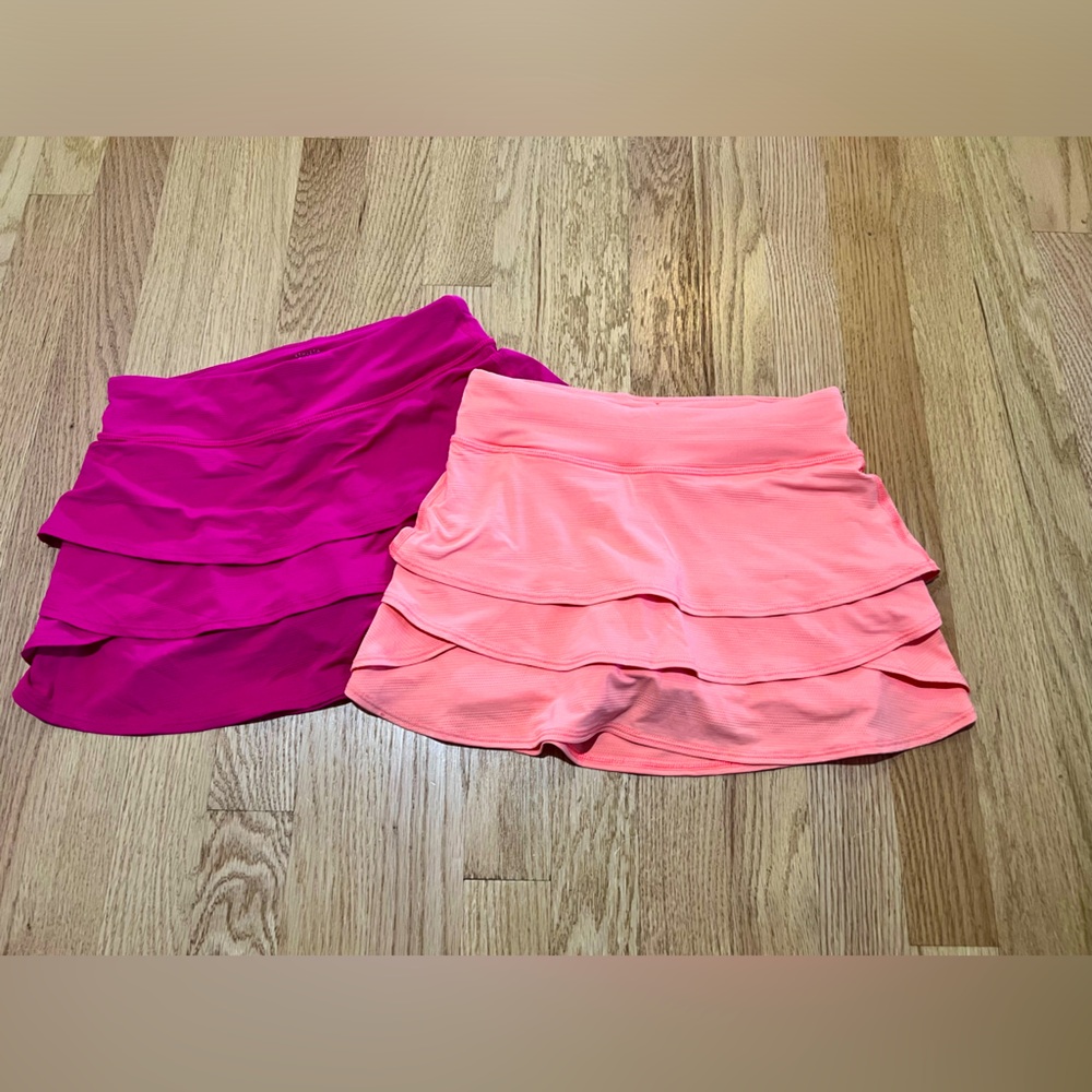 Athleta, Girls med, purple and orange tennis skorts